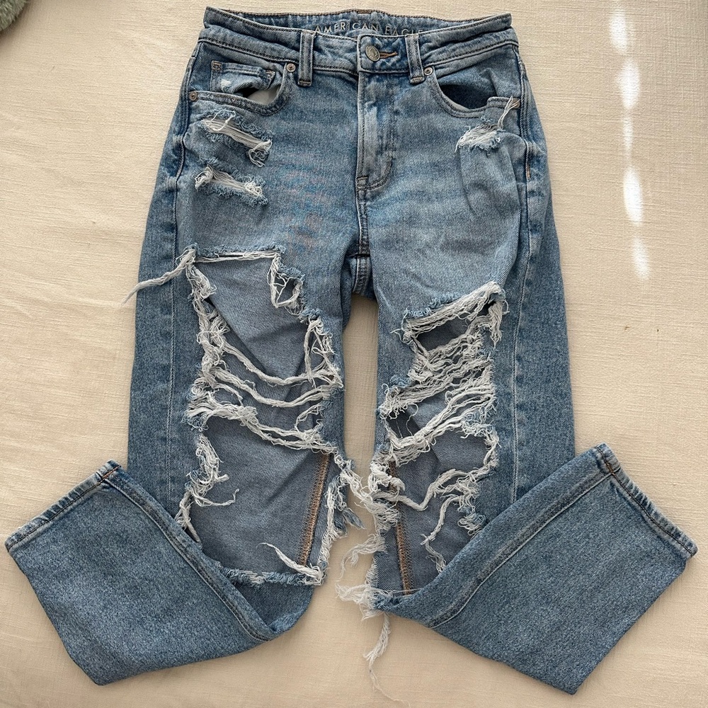 American Eagle Mom Jeans